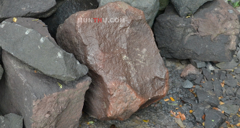 Eksplorasi Keindahan Batu Alam Merapi: Batuan Andesit dari Galian Lereng dan Sungai Sekitar