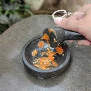 Cobek Batu Alam Mini 10cm – Praktis untuk Traveling & Masak Sendiri