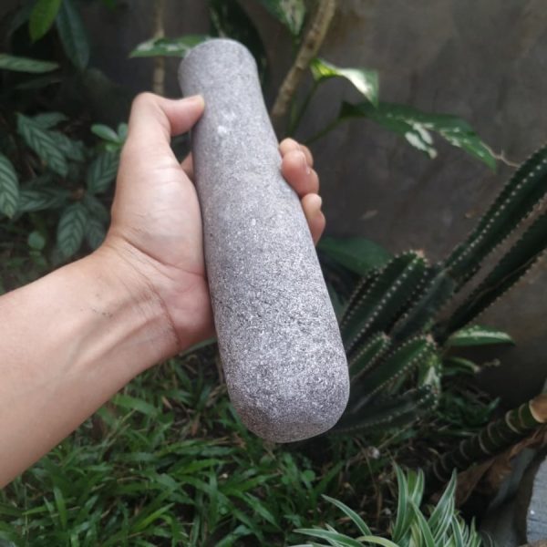 Alu Batu Kali Berpori – Alat Tumbuk Bumbu Dapur Pasangan Lumpang Tradisional - Image 3