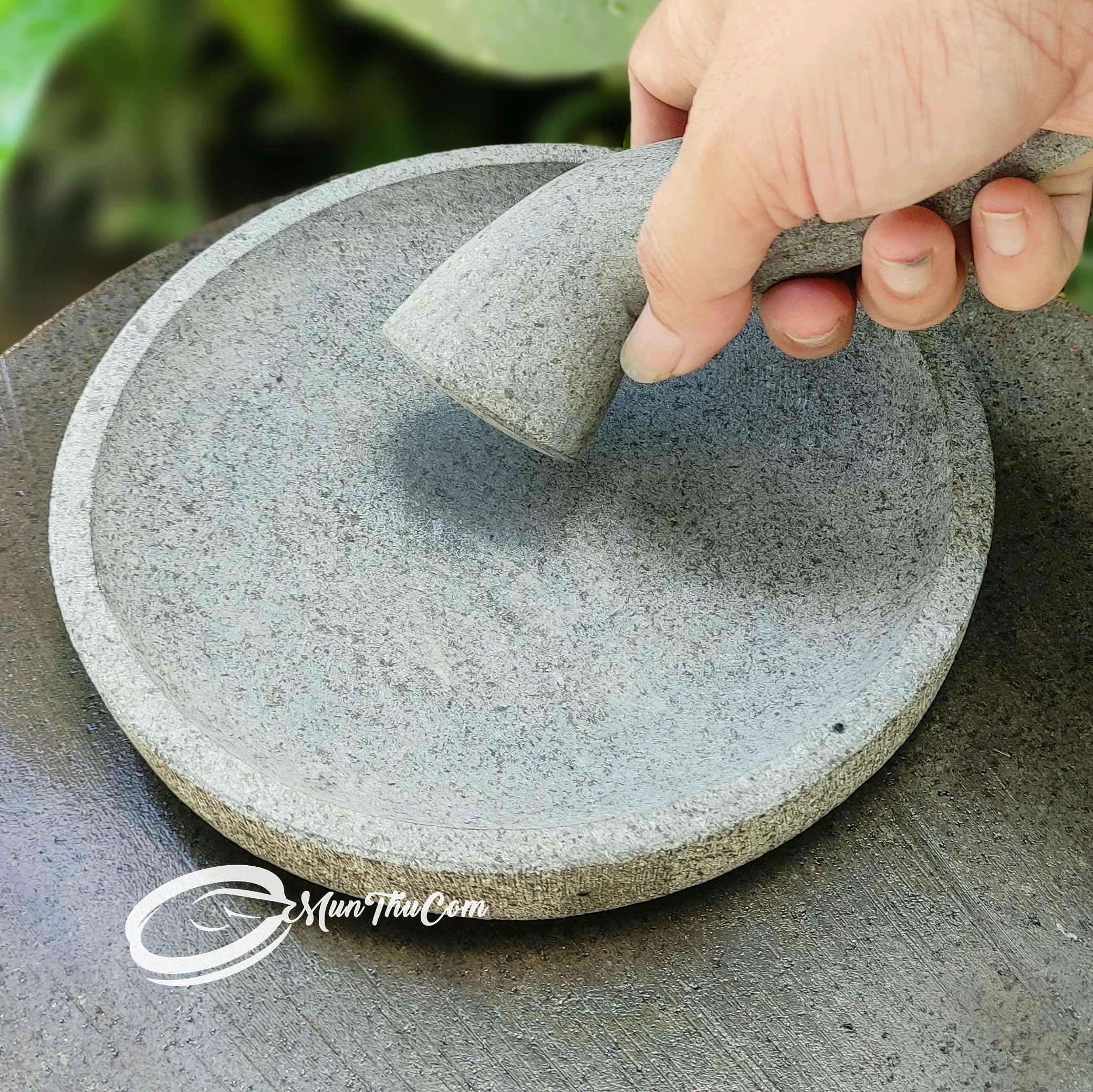 Cobek Batu Kali Super Halus 20cm, Anti dan Tahan Jamur, Rapat dan Licin - Image 6