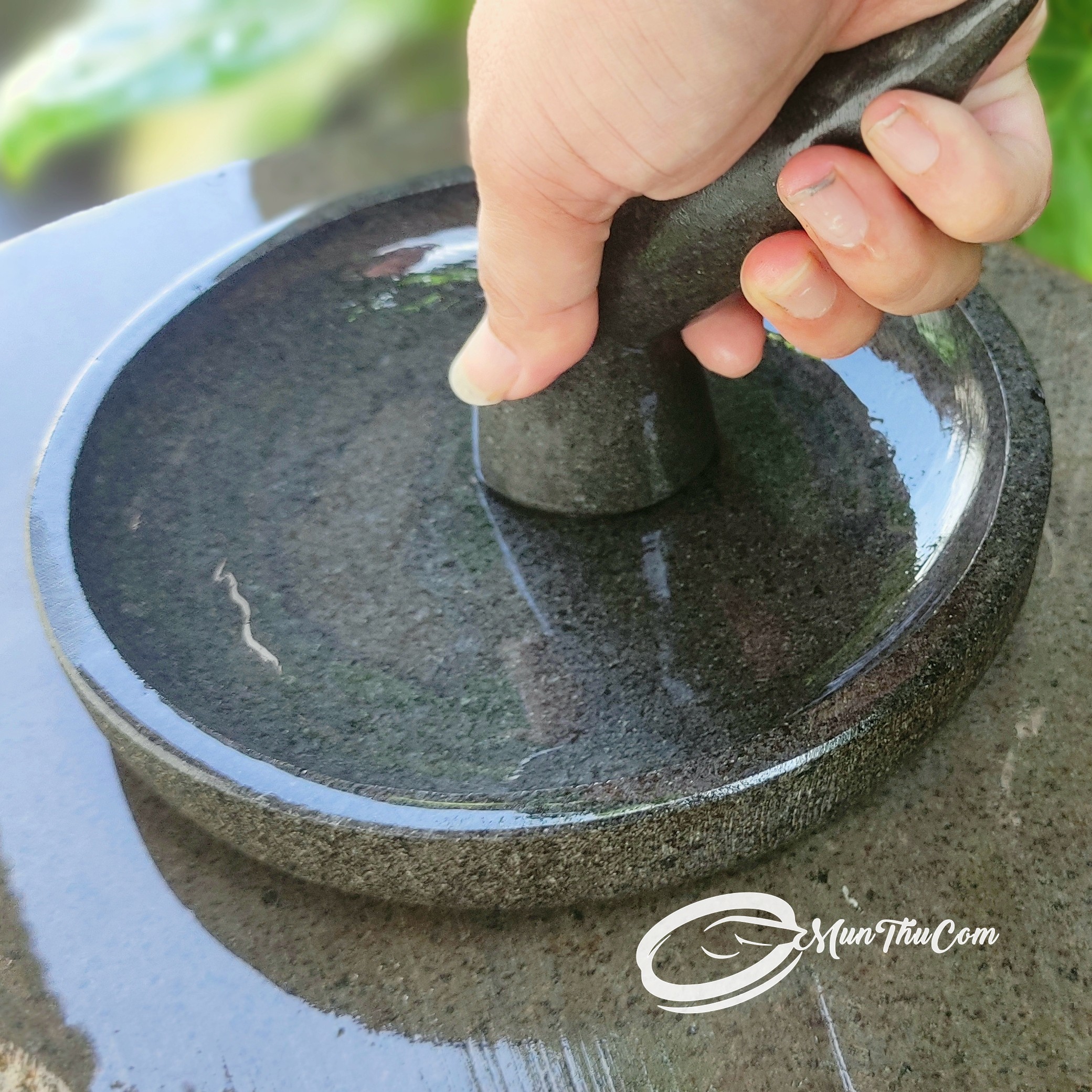 Cobek Batu Kali Super Halus 20cm, Anti dan Tahan Jamur, Rapat dan Licin - Image 7