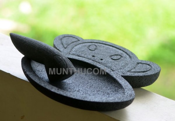 Cobek Monyet Paul Frank dari Batu Kali Pori Asli– Unik, Lucu, Fungsional & Koleksi - Image 2