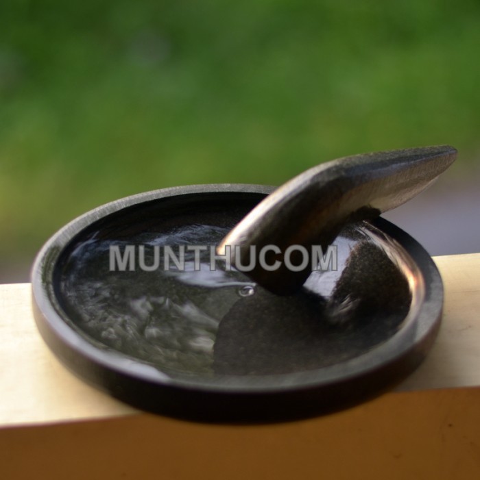 Cobek Batu Kali Super Halus Ukuran 22cm: Cantik, Anti Jamur, Anti Belatung, tapi Agak Licin