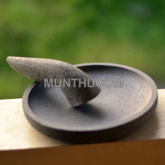 Cobek Batu Kali Super Halus Ukuran 22cm: Cantik, Anti Jamur, Anti Belatung, tapi Agak Licin - Image 5