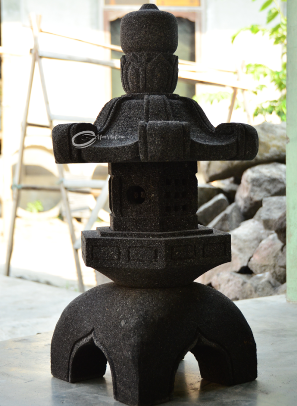 (LAM012) Lampion Batu Hias Atap Sulur Daun Lengkung - Japanese Stone Lantern Berkaki 4 - Image 4
