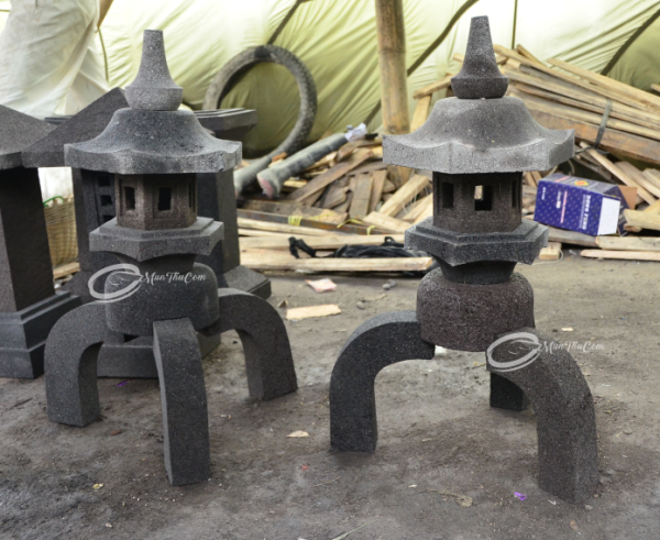 (LAM011) Japanese Stone Lantern –  Lampion Batu Model Kaki 3 Atap Segi Enam - Image 3
