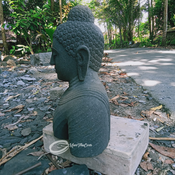 Rupang Buddha Artistik dari Batu Lava Merapi Asli - Image 5