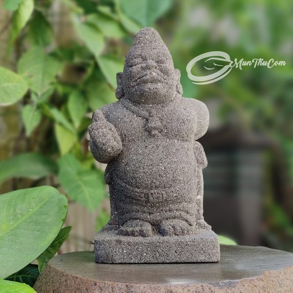 Patung Semar Batu Lava Gunung Merapi – Tinggi 30cm, Pahatan Manual Tradisional
