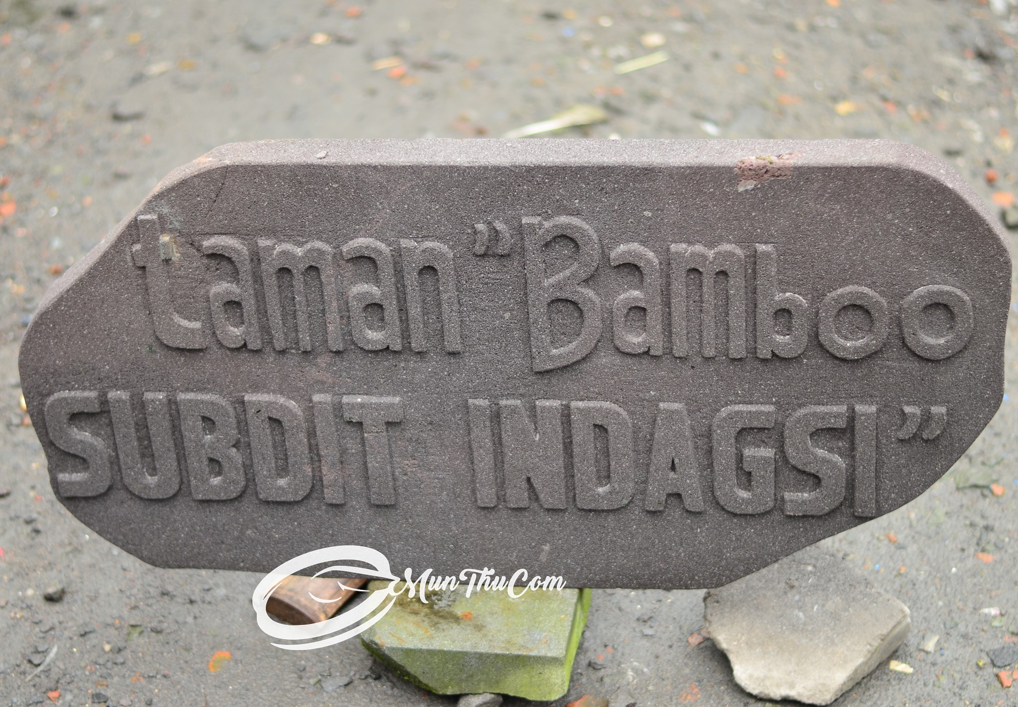 Papan Nama Batu Lava Relief – Sentuhan Seni Tradisional untuk Bangunan Modern - Image 5