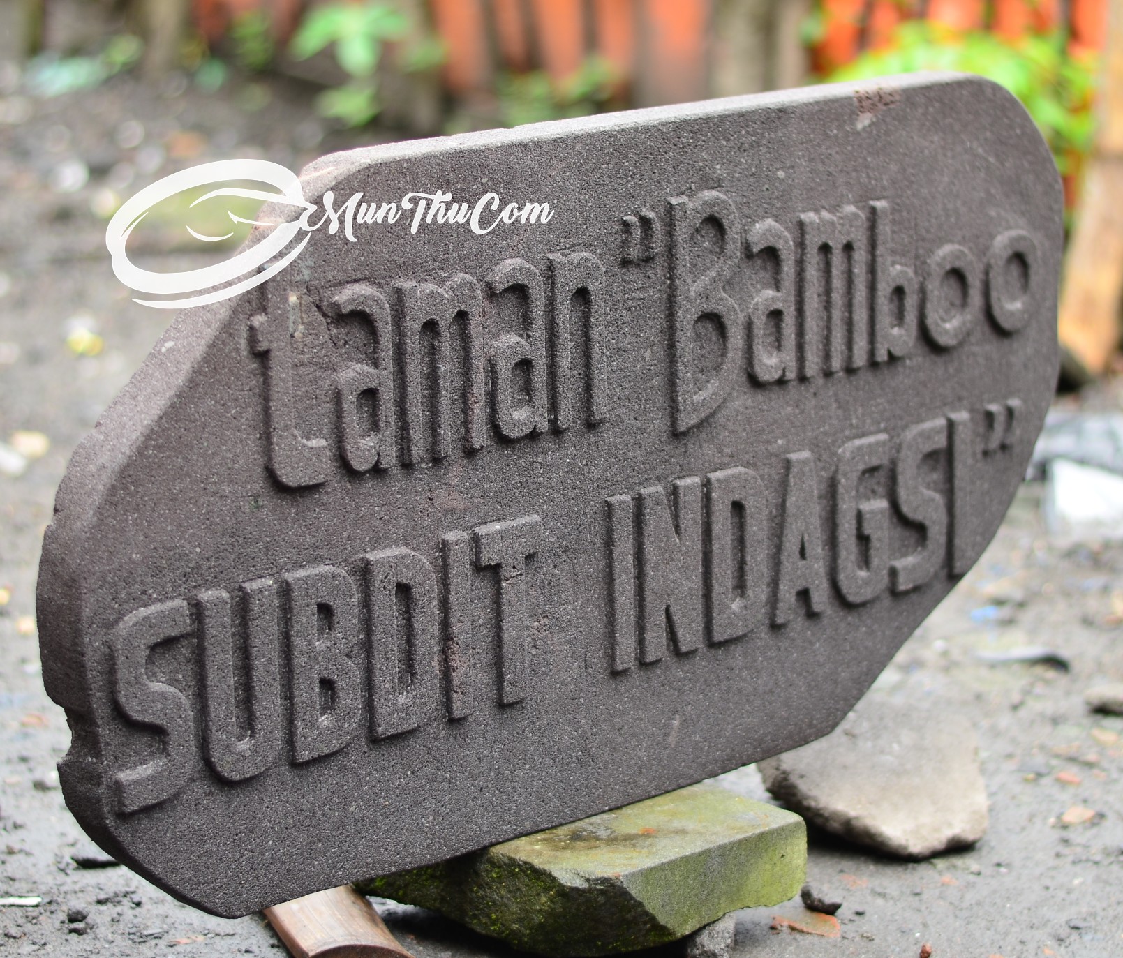 Papan Nama Batu Lava Relief – Sentuhan Seni Tradisional untuk Bangunan Modern - Image 7