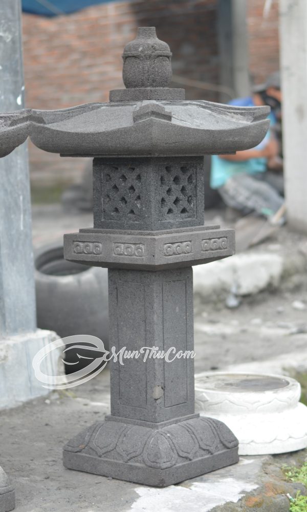 (LAM021) Japanese Stone Lantern Lava Merapi – Kaki Ukir Teratai, Kotak Cagak, Atap Dasi, Ukiran Diamond - Image 9